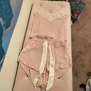 Pink pyjamas set